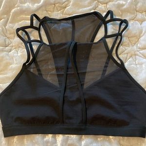 Reebok strappy sports bra size large